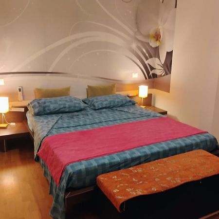 "Orchidea" Camera Privata Nell'Appartamento Condiviso Cagliari Exteriör bild